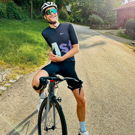 FIRST black (Limited Edition)